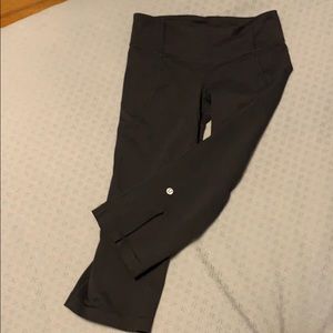 Lululemon cropped leggings